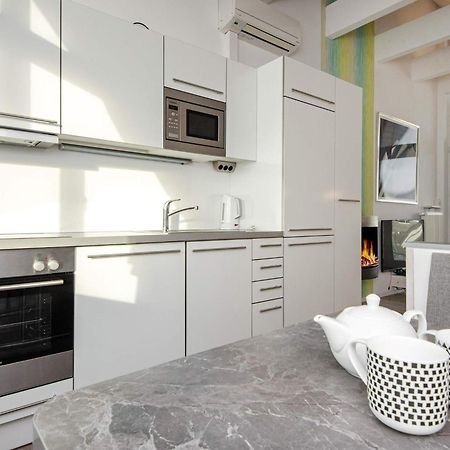 6 Person Holiday Home In Wendtorf Екстериор снимка